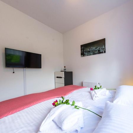 Apartamenty Izerskie - Ul. Cicha 13H-I Świeradów-Zdrój エクステリア 写真