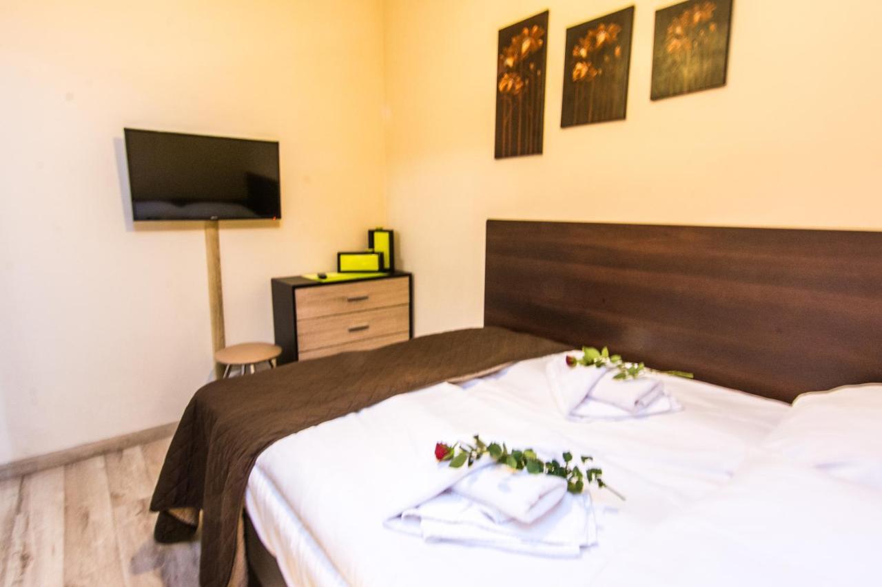 Apartamenty Izerskie - Ul. Cicha 13H-I Świeradów-Zdrój エクステリア 写真
