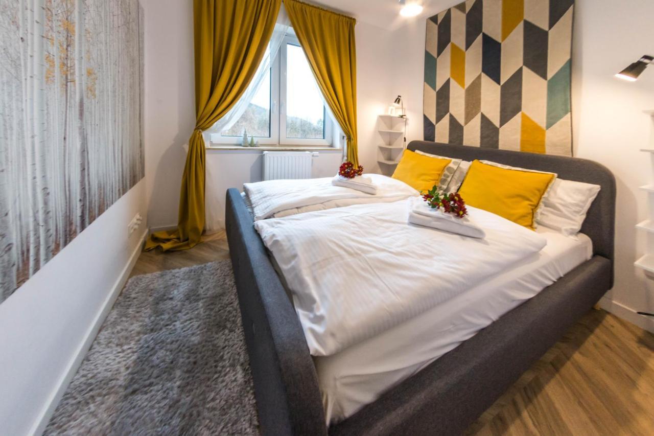 Apartamenty Izerskie - Ul. Cicha 13H-I Świeradów-Zdrój エクステリア 写真