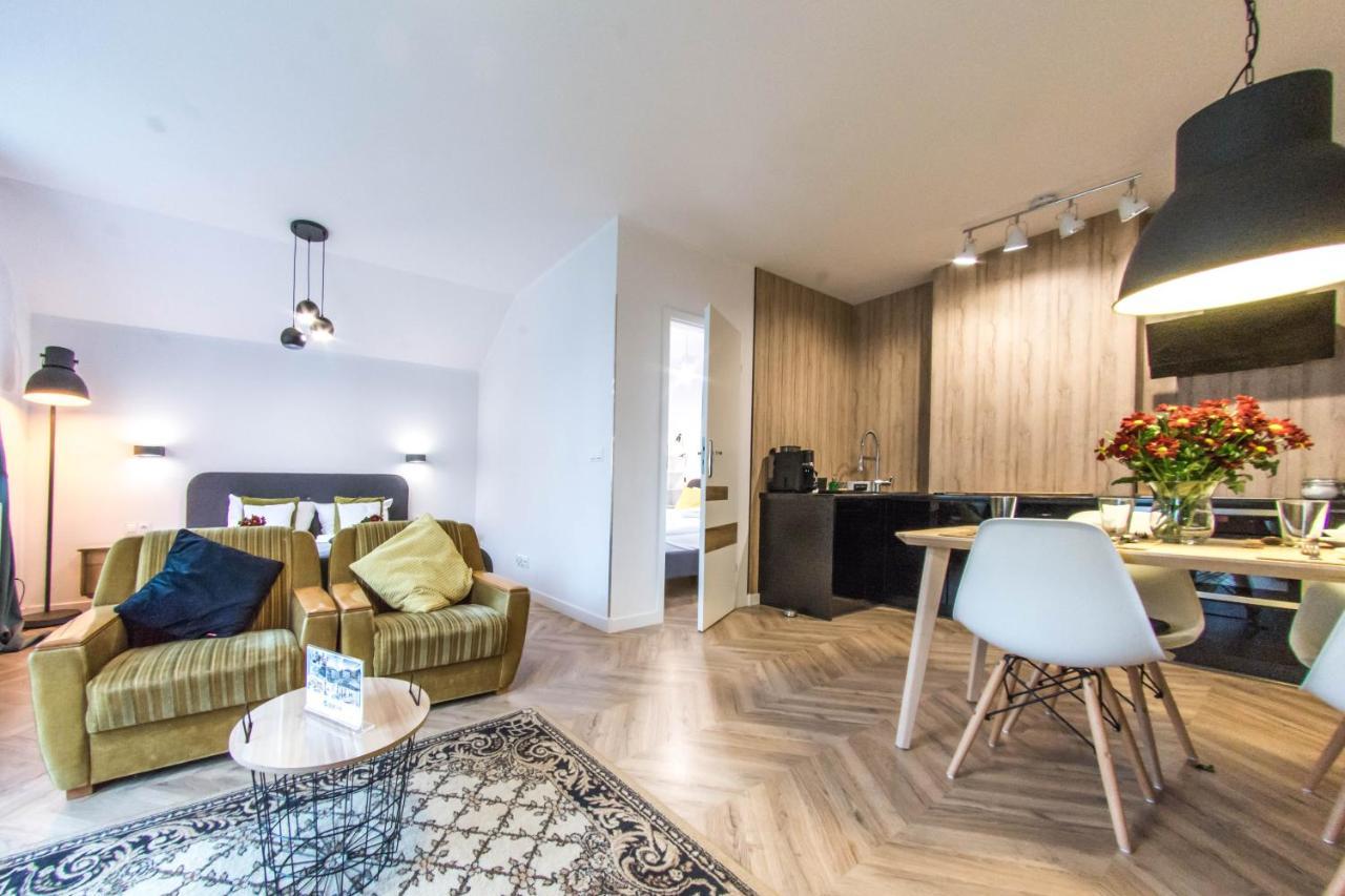 Apartamenty Izerskie - Ul. Cicha 13H-I Świeradów-Zdrój エクステリア 写真