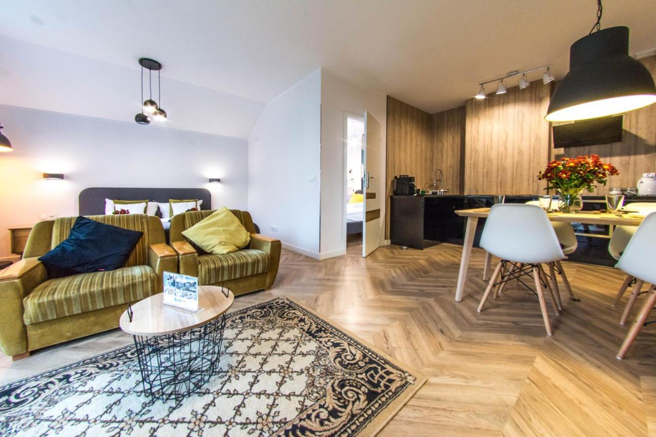 Apartamenty Izerskie - Ul. Cicha 13H-I Świeradów-Zdrój エクステリア 写真