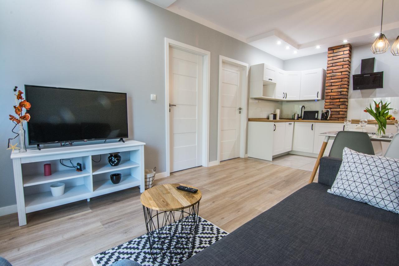 Apartamenty Izerskie - Ul. Cicha 13H-I Świeradów-Zdrój エクステリア 写真